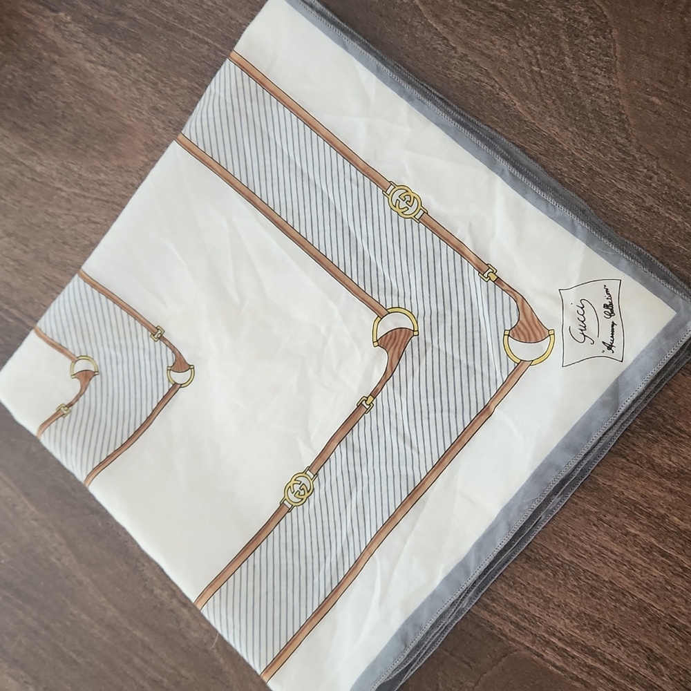 Authentic vintage Gucci scarf